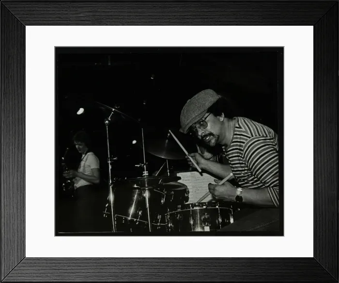Framed Print : Brian Abrahams and Chris Hunter on stage at The Stables, Wavendon, Buckinghamshire Framed Print : Brian Abrahams and Chris Hunter on stage at The Stables, Wavendon, Buckinghamshire
