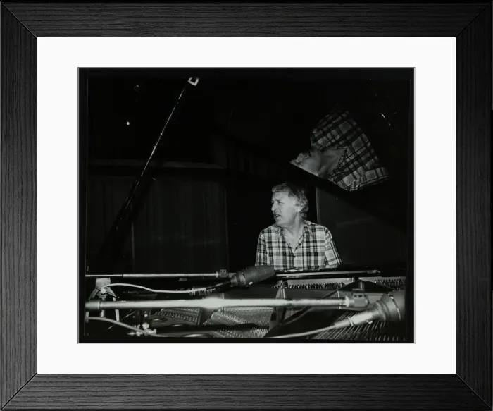 Framed Print : Brian Dee on the piano, Lansdowne Studios, Holland Park, London, 1989 Framed Print : Brian Dee on the piano, Lansdowne Studios, Holland Park, London, 1989
