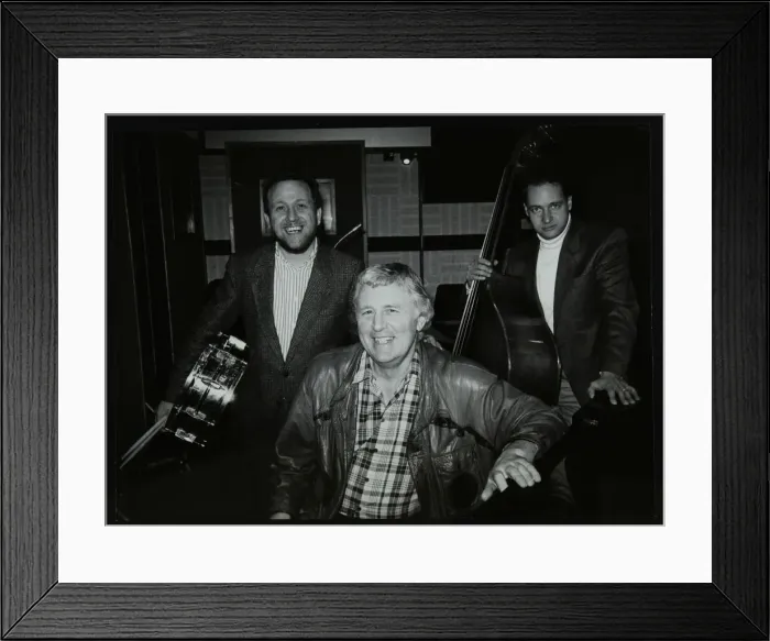 Framed Print : Bobby Worth, Brian Dee and Mario Castronari at Lansdowne Studios, Holland Par Artist Framed Print : Bobby Worth, Brian Dee and Mario Castronari at Lansdowne Studios, Holland Par Artist