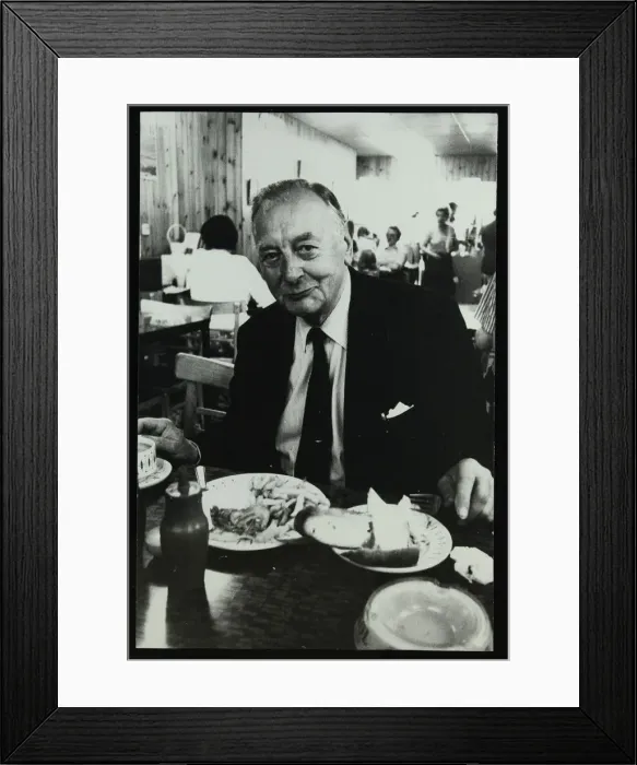 Framed Print : Drummer Max Abrams enjoying a plate of fish and chips in a Soho chip shop, London, 1983 Framed Print : Drummer Max Abrams enjoying a plate of fish and chips in a Soho chip shop, London, 1983
