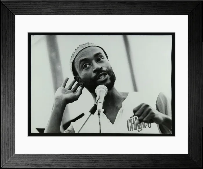 Framed Print : American vocalist Bobby McFerrin at the Bracknell Jazz Festival, 1983 Framed Print : American vocalist Bobby McFerrin at the Bracknell Jazz Festival, 1983