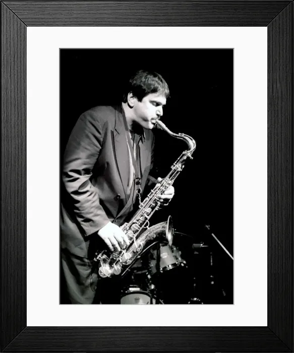 Framed Print : Steve Grossman, Ronnie Scotts, London. Artist: Brian O Connor Framed Print : Steve Grossman, Ronnie Scotts, London. Artist: Brian O Connor