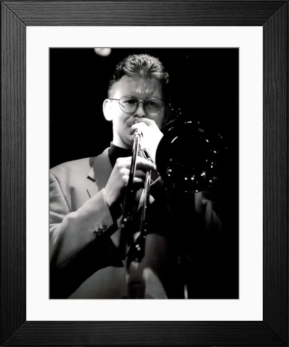 Framed Print : Mark Nightingale, Ronnie Sotts, London, 1994. Artist: Brian O Connor Framed Print : Mark Nightingale, Ronnie Sotts, London, 1994. Artist: Brian O Connor