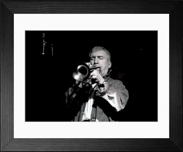 Framed Print : Valery Ponomarev, Ronnie Scotts, London, 1993. Artist: Brian O Connor Framed Print : Valery Ponomarev, Ronnie Scotts, London, 1993. Artist: Brian O Connor