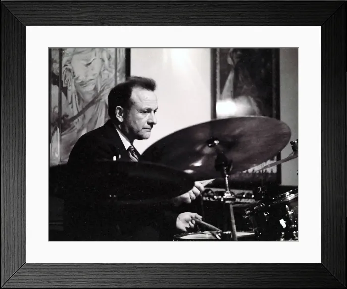 Framed Print : Bobby Worth, Watermill, Dorking, Surrey, 1999. Artist: Brian O Connor Framed Print : Bobby Worth, Watermill, Dorking, Surrey, 1999. Artist: Brian O Connor