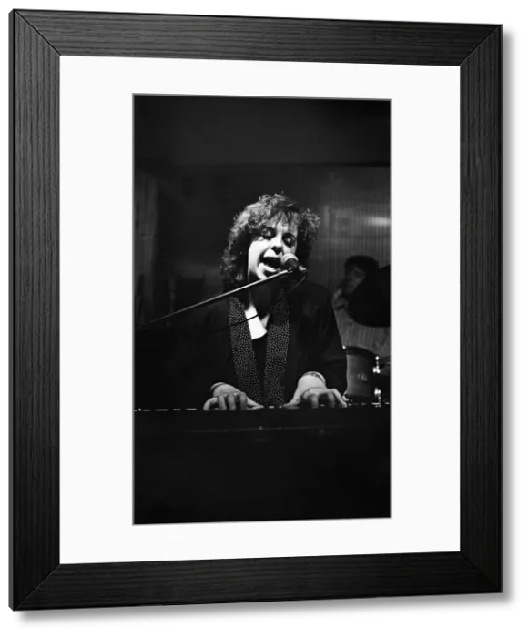Framed Print : Liane Carroll, The Edge, London, 1991. Artist: Brian O Connor Framed Print : Liane Carroll, The Edge, London, 1991. Artist: Brian O Connor