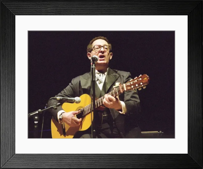 Framed Print : Earl Okin, songwriter and jazz singer / musician, Cadogan Hall, London, 2006. Artist Framed Print : Earl Okin, songwriter and jazz singer / musician, Cadogan Hall, London, 2006. Artist