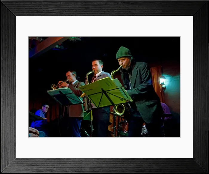 Framed Print : M Armstrong,s Melling,s Mayne and M Lockett, Bulls Head, Barnes, London, 2014 Framed Print : M Armstrong,s Melling,s Mayne and M Lockett, Bulls Head, Barnes, London, 2014