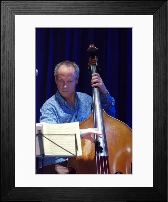 Framed Print : Alec Dankworth, Watermill Jazz Club, Dorking, Surrey, 2014. Artist: Brian O Connor Framed Print : Alec Dankworth, Watermill Jazz Club, Dorking, Surrey, 2014. Artist: Brian O Connor