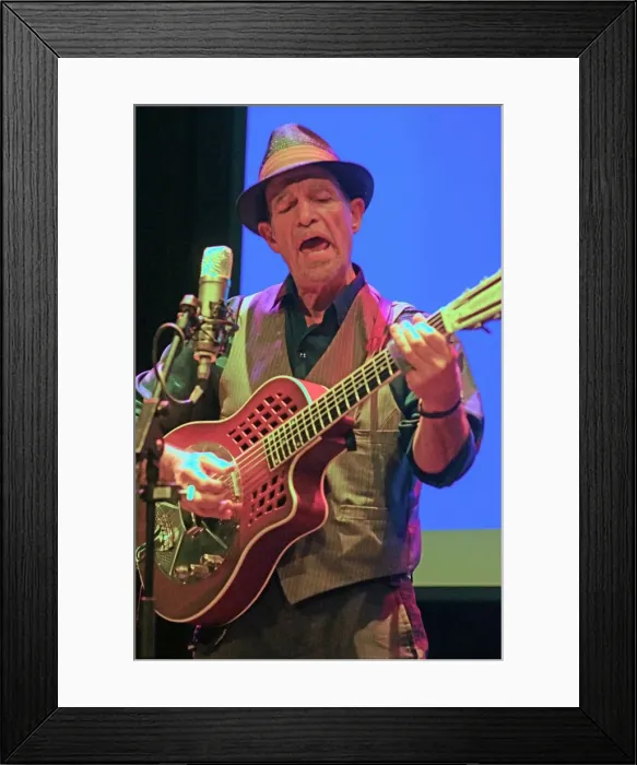 Framed Print : Steve James, Crawley Blues Festival, Crawley, East Sussex, 2014. Artist: Brian O Connor Framed Print : Steve James, Crawley Blues Festival, Crawley, East Sussex, 2014. Artist: Brian O Connor
