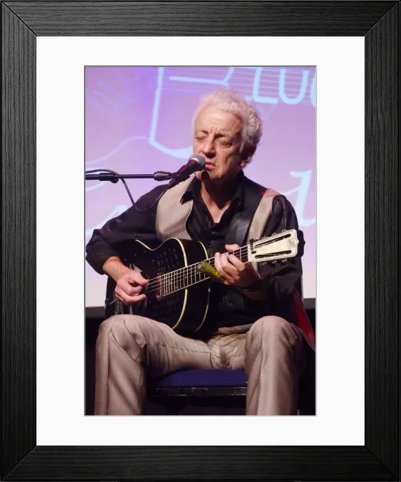 Framed Print : Doug MacLeod, Studio, Hawth, Crawley, West Sussex, 2014. Artist: Brian O Connor Framed Print : Doug MacLeod, Studio, Hawth, Crawley, West Sussex, 2014. Artist: Brian O Connor