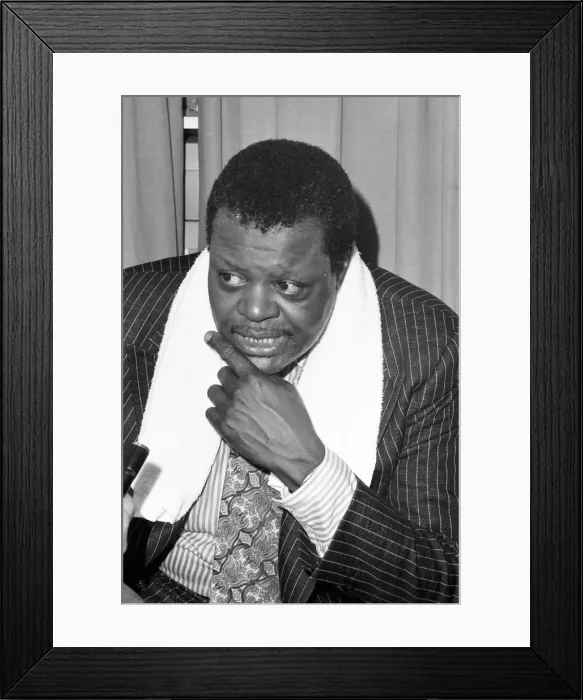 Framed Print : Oscar Peterson, Ronnie Scotts, Soho, London, 1973. Artist: Brian O Connor Framed Print : Oscar Peterson, Ronnie Scotts, Soho, London, 1973. Artist: Brian O Connor
