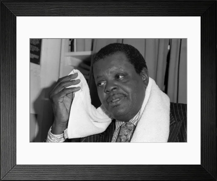 Framed Print : Oscar Peterson, Ronnie Scotts, Soho, London, 1973. Artist: Brian O Connor Framed Print : Oscar Peterson, Ronnie Scotts, Soho, London, 1973. Artist: Brian O Connor