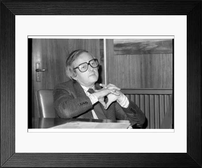 Framed Print : Andre Previn, London, 1985. Artist: Brian O Connor Framed Print : Andre Previn, London, 1985. Artist: Brian O Connor