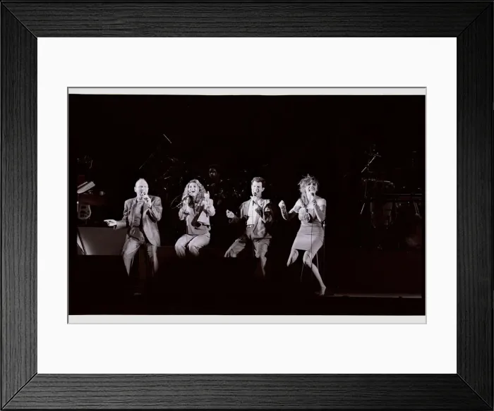 Framed Print : Manhattan Transfer, Odeon Hammersmith, 1988. Artist: Brian O Connor Framed Print : Manhattan Transfer, Odeon Hammersmith, 1988. Artist: Brian O Connor
