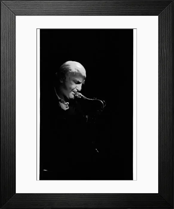 Framed Print : Ronnie Scott, Ronnie Scotts, 1984. Artist: Brian O Connor Framed Print : Ronnie Scott, Ronnie Scotts, 1984. Artist: Brian O Connor