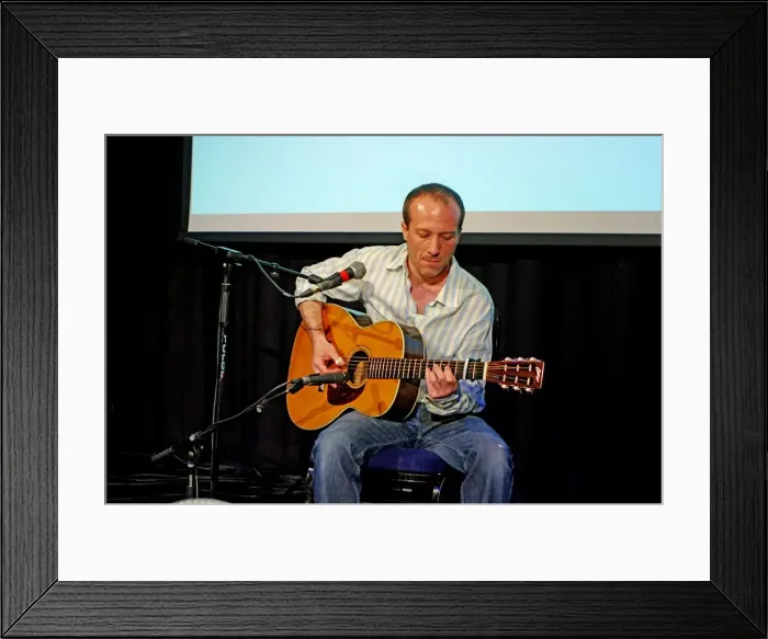 Framed Print : Danny Kyle, Crawley Blues Club, Hawth, Crawley, West Sussex, 2015. Artist: Brian O Connor Framed Print : Danny Kyle, Crawley Blues Club, Hawth, Crawley, West Sussex, 2015. Artist: Brian O Connor
