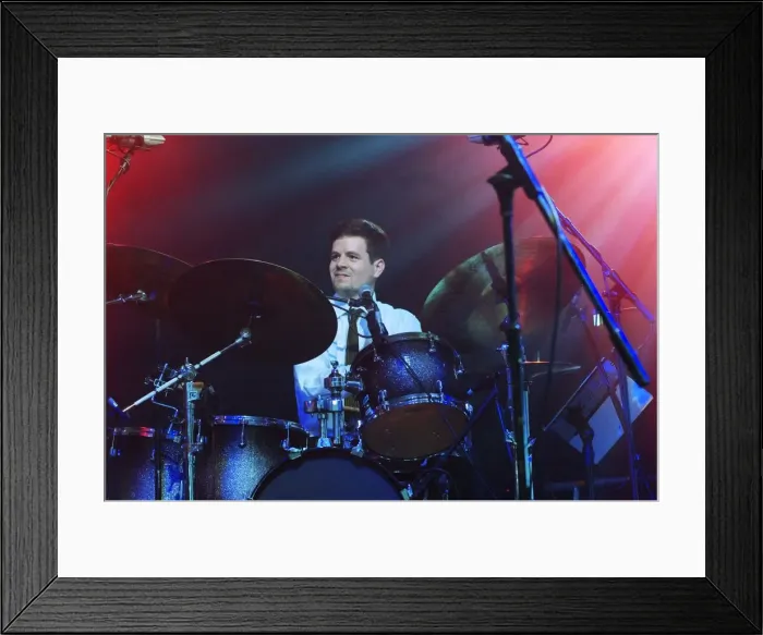 Framed Print : Ben Reynolds, Love Supreme Jazz Festival, Glynde Place, East Sussex, 2015. Artist: Brian O Connor Framed Print : Ben Reynolds, Love Supreme Jazz Festival, Glynde Place, East Sussex, 2015. Artist: Brian O Connor