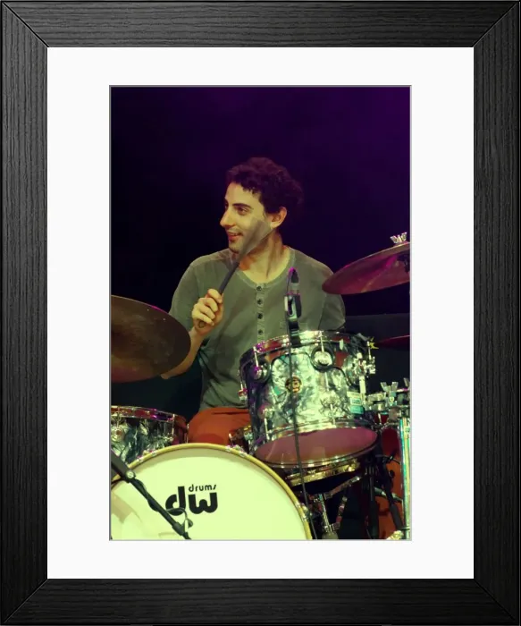 Framed Print : Simon Roth, Love Supreme Jazz Festival, Glynde Place, East Susex, 2015. Artist: Brian O Connor Framed Print : Simon Roth, Love Supreme Jazz Festival, Glynde Place, East Susex, 2015. Artist: Brian O Connor