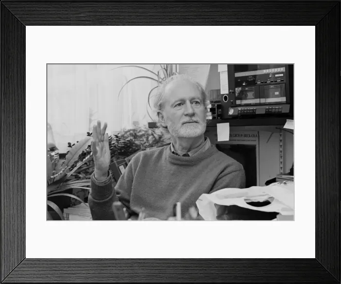 Framed Print : Mose Allison, EMI, London, 1988. Artist: Brian O Connor Framed Print : Mose Allison, EMI, London, 1988. Artist: Brian O Connor