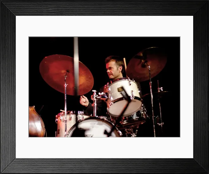 Framed Print : Matt Home, Under Ground Theatre, Eastbourne, October 2015. Artist: Brian O Connor Framed Print : Matt Home, Under Ground Theatre, Eastbourne, October 2015. Artist: Brian O Connor