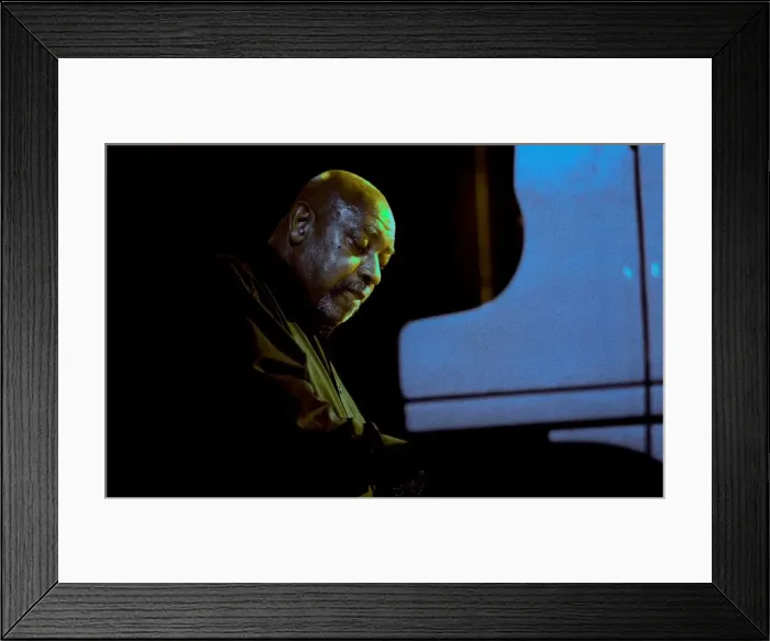 Framed Print : Kenny Barron, Brecon Jazz Festival, Brecon, Powys, Wales, 2004. Artist: Brian O Connor Framed Print : Kenny Barron, Brecon Jazz Festival, Brecon, Powys, Wales, 2004. Artist: Brian O Connor