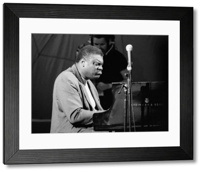 Framed Print : Mulgrew Miller, Brecon Jazz Festival, August 2002. Artist: Brian O Connor Framed Print : Mulgrew Miller, Brecon Jazz Festival, August 2002. Artist: Brian O Connor