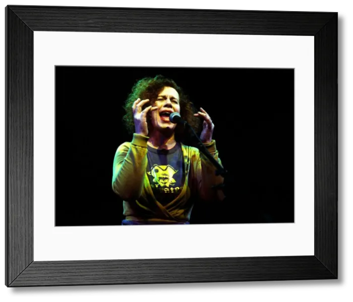 Framed Print : Sarah Jane Morris, Hawth, Crawley, January 2006. Artist: Brian O Connor Framed Print : Sarah Jane Morris, Hawth, Crawley, January 2006. Artist: Brian O Connor