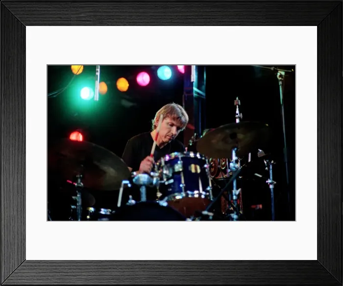 Framed Print : Magnus Ostrom, Brecon Jazz Festival, Brecon, Powys, Wales, Aug 2005. Artist: Brian O Connor Framed Print : Magnus Ostrom, Brecon Jazz Festival, Brecon, Powys, Wales, Aug 2005. Artist: Brian O Connor
