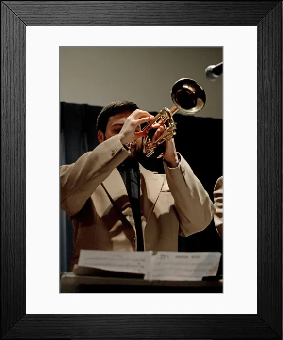 Framed Print : George Hogg, Watermill Jazz Club, Dorking, Jan 2016. Artist: Brian O Connor Framed Print : George Hogg, Watermill Jazz Club, Dorking, Jan 2016. Artist: Brian O Connor