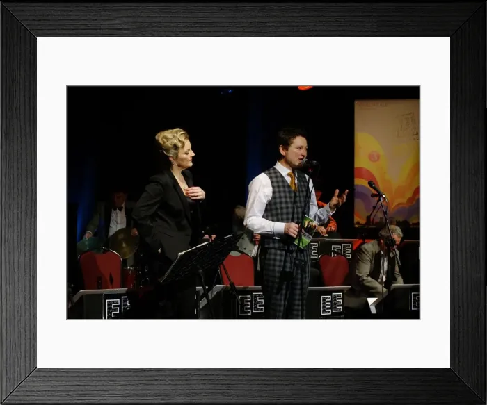 Framed Print : Claire Martin and J Nicholas, Ropetackle Arts Centre, Shoreham, West Sussex, Jan 2016 Framed Print : Claire Martin and J Nicholas, Ropetackle Arts Centre, Shoreham, West Sussex, Jan 2016