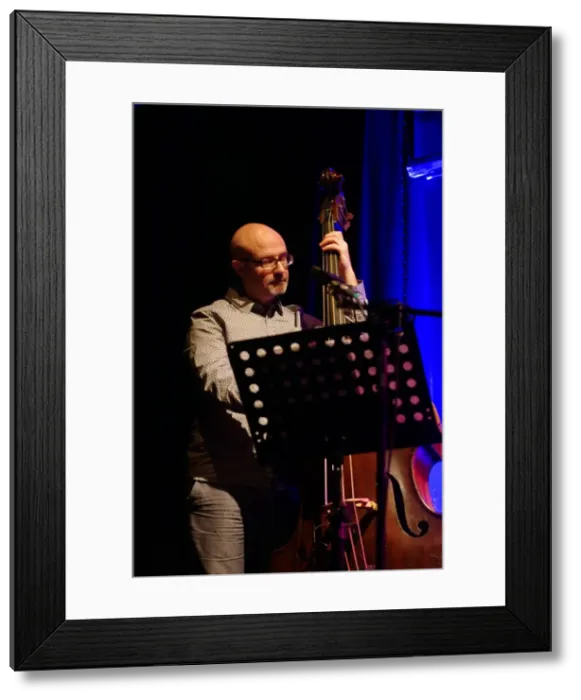 Framed Print : Dave Whitford, Ropetackle Arts Centre, Shoreham, West Sussex, Jan 2016. Artist: Brian O Connor Framed Print : Dave Whitford, Ropetackle Arts Centre, Shoreham, West Sussex, Jan 2016. Artist: Brian O Connor