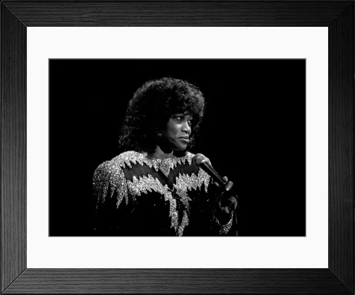 Framed Print : Salena Jones, Pizza Express, Maidstone, December 1993. Artist: Brian O Connor Framed Print : Salena Jones, Pizza Express, Maidstone, December 1993. Artist: Brian O Connor