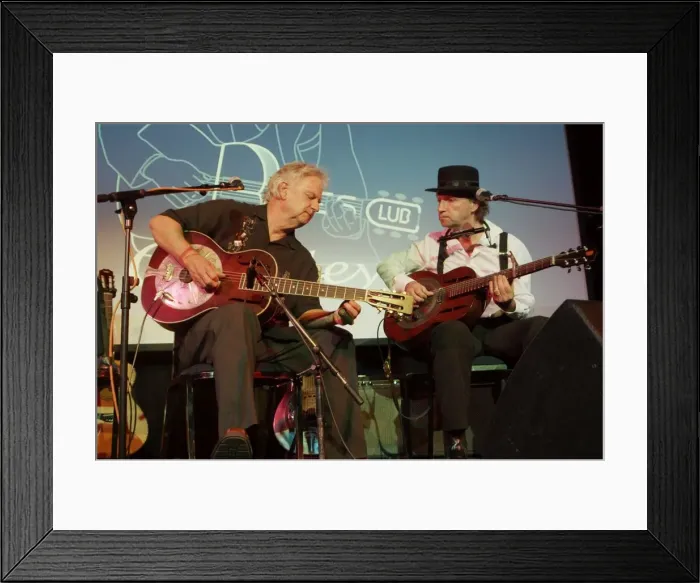 Framed Print : Mike Dowling and Ben Tyzack, Crawley Blues Festival, Hawth, Crawley, West Sussex, Oct 2015 Framed Print : Mike Dowling and Ben Tyzack, Crawley Blues Festival, Hawth, Crawley, West Sussex, Oct 2015