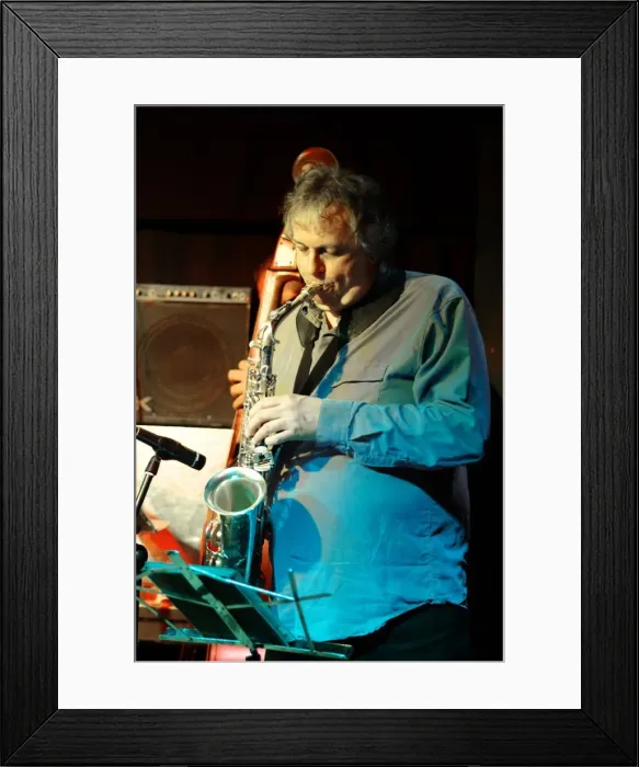 Framed Print : Lee Goodall, Brunswick, Hove, East Sussex, Oct 2015. Artist: Brian O Connor Framed Print : Lee Goodall, Brunswick, Hove, East Sussex, Oct 2015. Artist: Brian O Connor