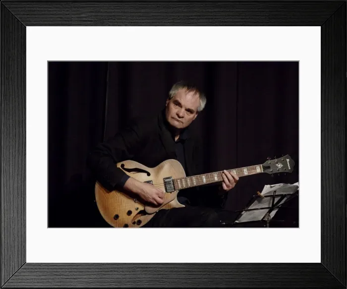 Framed Print : Shane Hill, Hawth, Crawley, West Sussex, Nov 2015. Artist: Brian O Connor Framed Print : Shane Hill, Hawth, Crawley, West Sussex, Nov 2015. Artist: Brian O Connor