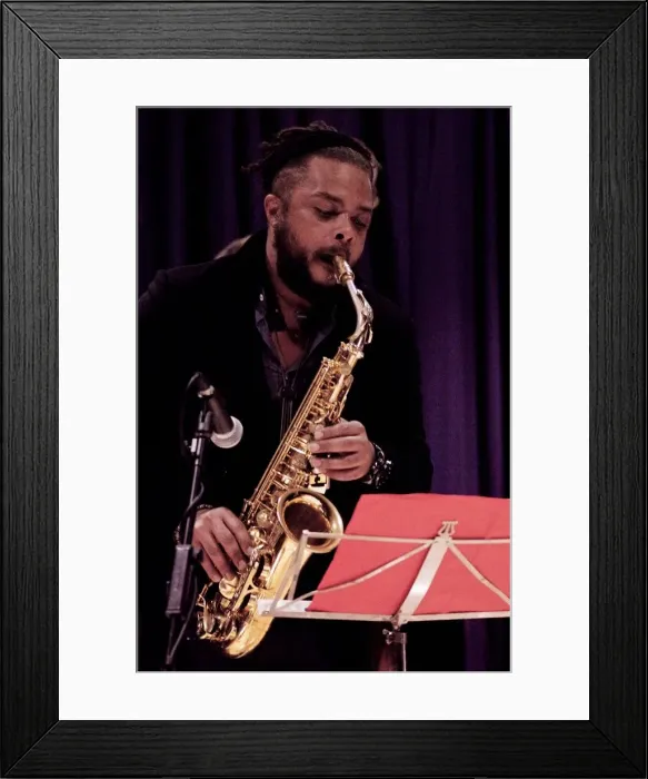 Framed Print : Logan Richardson, Watermill Jazz Club, Dorking, Surrey, Nov 2015. Artist: Brian O Connor Framed Print : Logan Richardson, Watermill Jazz Club, Dorking, Surrey, Nov 2015. Artist: Brian O Connor