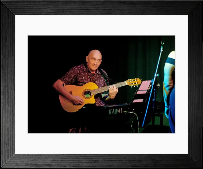 Framed Print : Mick Smith, Brunswick, Hove, East Sussex, Oct 2015. Artist: Brian O Connor Framed Print : Mick Smith, Brunswick, Hove, East Sussex, Oct 2015. Artist: Brian O Connor