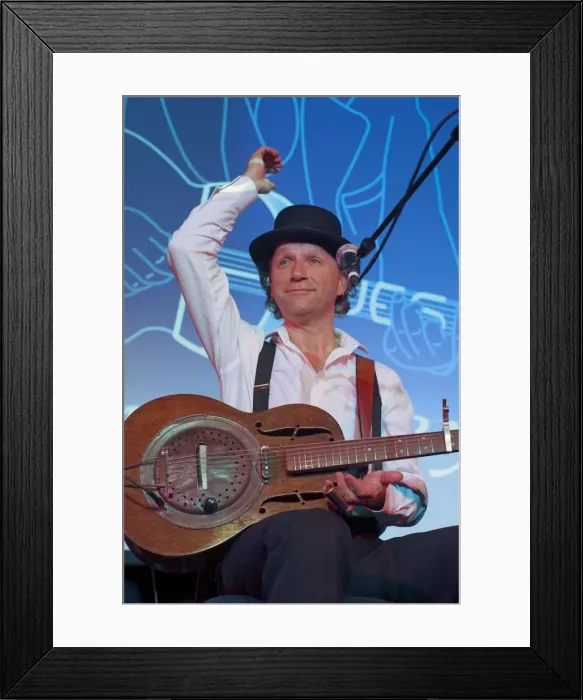 Framed Print : Ben Tyzack, Crawley Blues Festival, Hawth, Crawley, Oct 2015. Artist: Brian O Connor Framed Print : Ben Tyzack, Crawley Blues Festival, Hawth, Crawley, Oct 2015. Artist: Brian O Connor