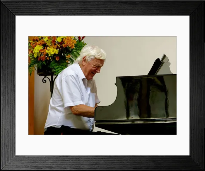 Framed Print : Brian Dee, Methodist Church, Loughton, Essex, 23rd July 2016. Artist: Brian O Connor Framed Print : Brian Dee, Methodist Church, Loughton, Essex, 23rd July 2016. Artist: Brian O Connor