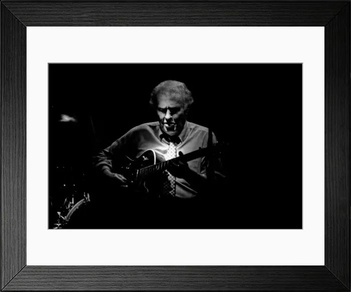Framed Print : Herb Ellis, Ronnie Scotts, Soho, London, November, 1981. Artist: Brian O Connor Framed Print : Herb Ellis, Ronnie Scotts, Soho, London, November, 1981. Artist: Brian O Connor