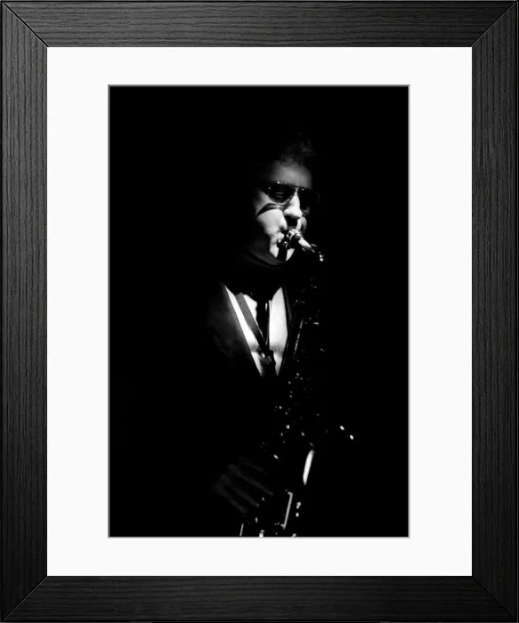 Framed Print : Lee Konitz, Ronnie Scotts, Soho, London, November, 1986. Artist: Brian O Connor Framed Print : Lee Konitz, Ronnie Scotts, Soho, London, November, 1986. Artist: Brian O Connor