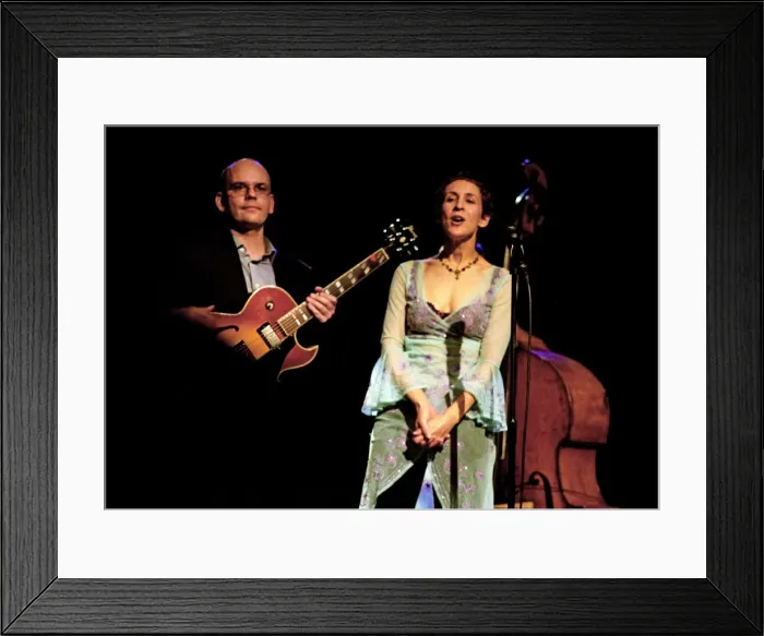 Framed Print : Stacey Kent and Colin Oxley, Chequer Mead, East Grinstead, October, 2003. Artist Framed Print : Stacey Kent and Colin Oxley, Chequer Mead, East Grinstead, October, 2003. Artist