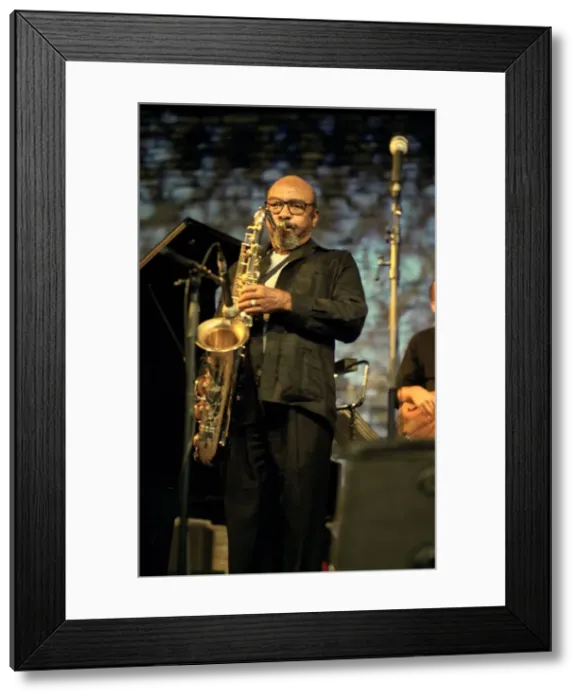 Framed Print : James Moody, Brecon Jazz Festival, Brecon, August 12, 2005. Artist: Brian O Connor Framed Print : James Moody, Brecon Jazz Festival, Brecon, August 12, 2005. Artist: Brian O Connor