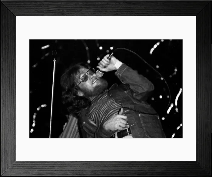 Framed Print : Jerry Fisher, Odeon Hammersmith, 1971. Artist: Brian O Connor Framed Print : Jerry Fisher, Odeon Hammersmith, 1971. Artist: Brian O Connor