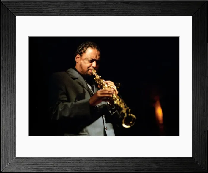 Framed Print : Chico Freeman, Ronnie Scotts, Sep 2004. Artist: Brian O Connor Framed Print : Chico Freeman, Ronnie Scotts, Sep 2004. Artist: Brian O Connor