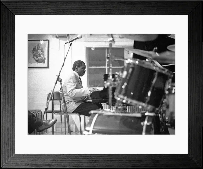 Framed Print : James Williams, Tenor Clef, Hoxton Square, London, April 1991. Artist: Brian O Connor Framed Print : James Williams, Tenor Clef, Hoxton Square, London, April 1991. Artist: Brian O Connor