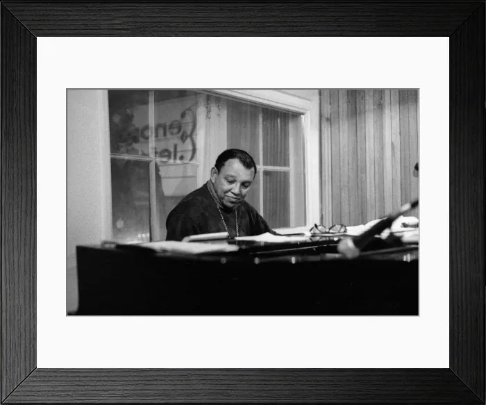 Framed Print : Jack Wilson, Tenor Clef, Hoxton Square, London, December 1991. Artist: Brian O Connor Framed Print : Jack Wilson, Tenor Clef, Hoxton Square, London, December 1991. Artist: Brian O Connor