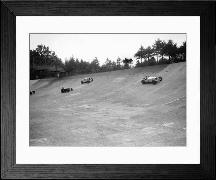 Framed Print : Invicta, Talbot and Frazer-Nash cars racing on the Members Banking at Brooklands Framed Print : Invicta, Talbot and Frazer-Nash cars racing on the Members Banking at Brooklands