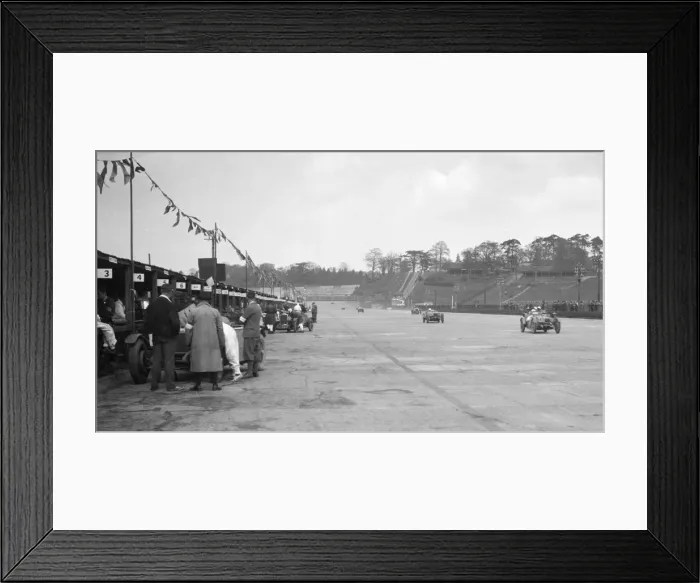 Framed Print : Invicta leading a Riley 9 Brooklands in the JCC Double Twelve race, Brooklands, 8 / 9 May 1931 Framed Print : Invicta leading a Riley 9 Brooklands in the JCC Double Twelve race, Brooklands, 8 / 9 May 1931
